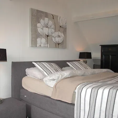 Het Woonrijk Bed & Breakfast 3*